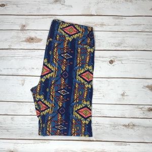 LuLaRoe Tall & Curvy TC Leggings